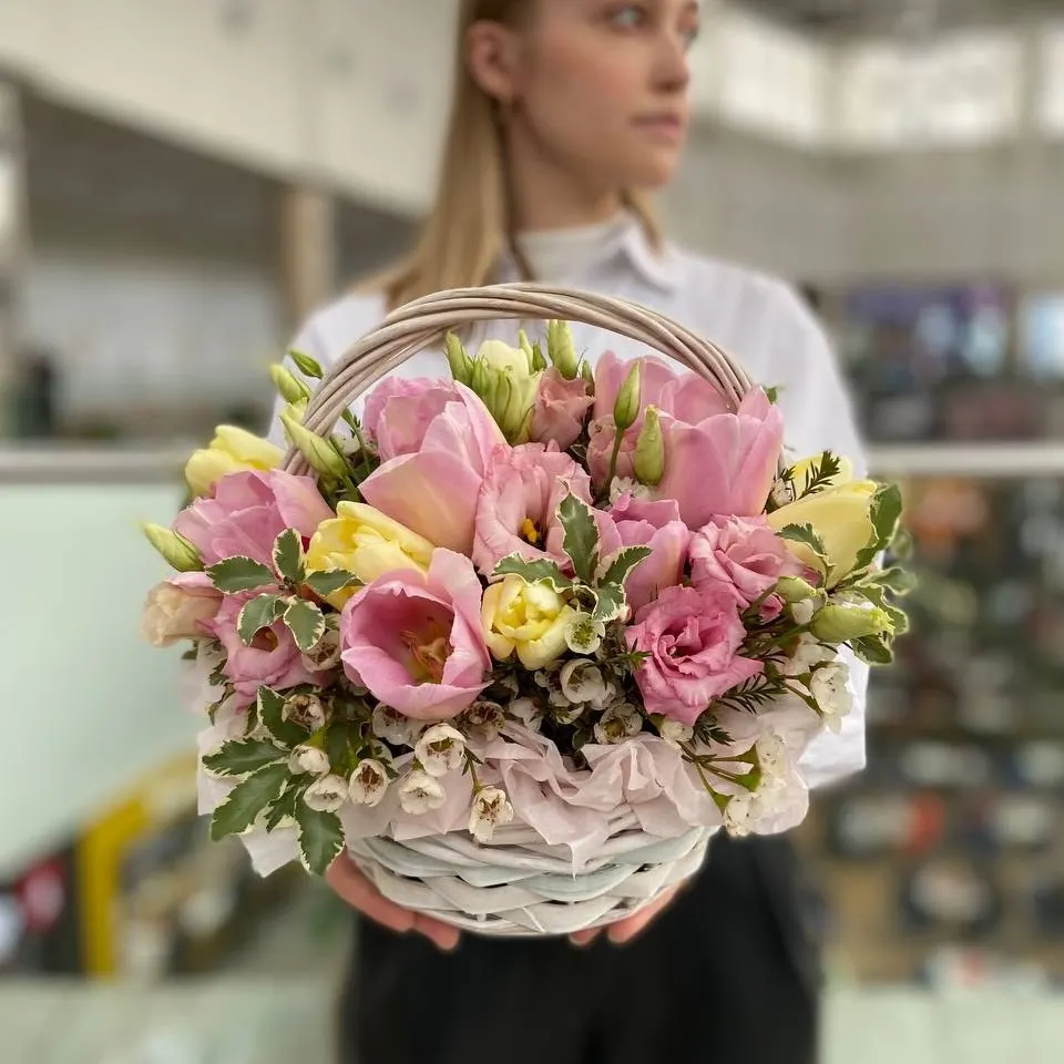 Корзина Весенняя нежность