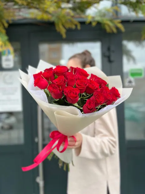 Букет из красных роз